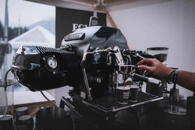 “R18拳击手”请你喝咖啡麻将胡了app宝马牌咖啡机